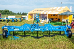 Плоскорез-глубокорыхлитель навесной ПГ-7 STAVR