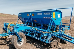Зернотуковая прессовая сеялка СЗП-3,6А VITA